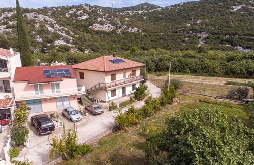 Peracko Blato House | Amazing home in Peracko Blato