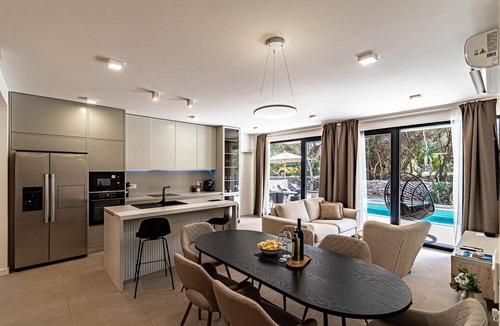 Prizba House | Amazing home in Prizba