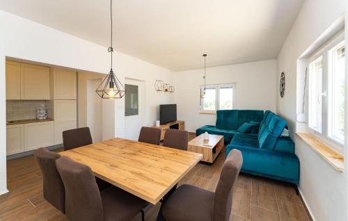 Rastevic House | Amazing Home In Rastevic