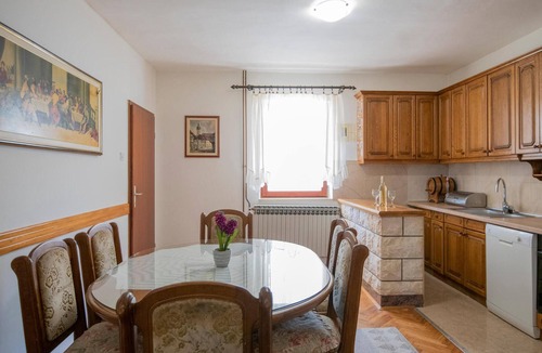 Runovici House | Amazing home in Runovic