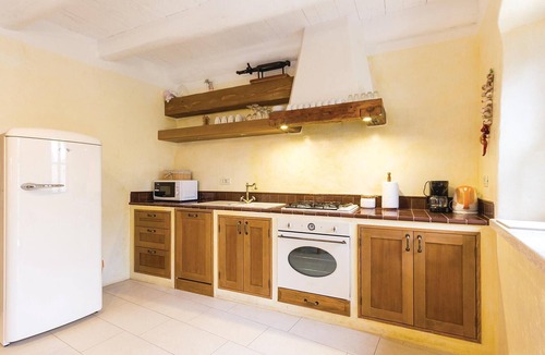 Sisan House | Amazing home in Sisan