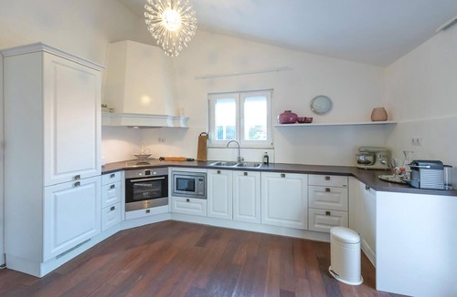 Trilj House | Amazing home in Ugljane
