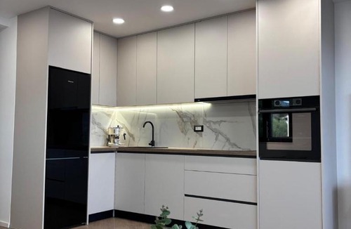 Bratus Apartment | Angela