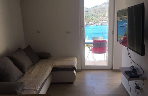 Zaklopatica Apartment | Ankora Apartment B in Zaklopatica, Lastovo