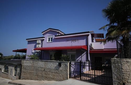 Pjescana Uvala Apartment | ApartHotel Viola