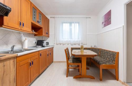 Ajdovscina Apartment | Apartma Lozar
