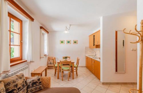 Log pod Mangartom Apartment | Apartma Miranda