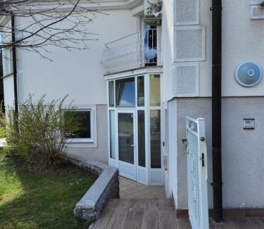 Postojna Apartment | Apartma Nika