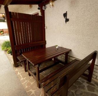 Kamno Apartment | Apartma PR ČEHC
