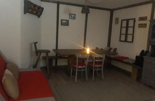 Radovljica House | Apartma Romana