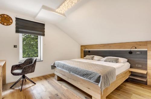 Cerklje ob Krki Apartment | Apartmaji Kunej pod Gradom with sauna