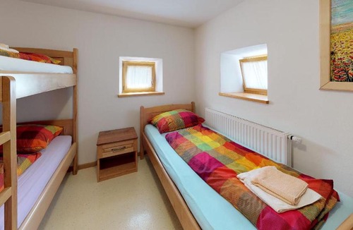 Bohinjska Bistrica Apartment | Apartmaji pri Marodnu