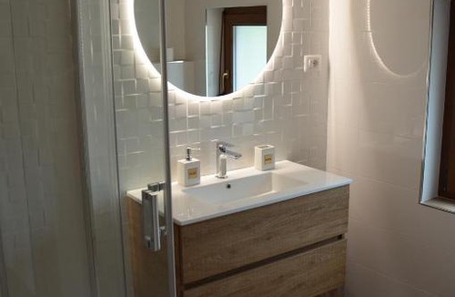 Ajdovscina Apartment | Apartmaji Tanto Malovše