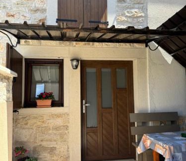 Tar Apartment | Apartman Ajhner