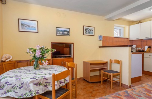 Obrs Apartment | Apartman Draga by Villas Guide