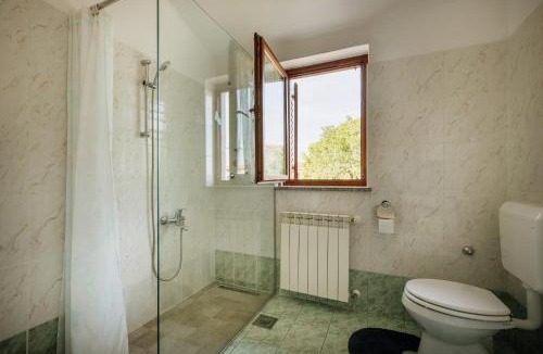 Buje Apartment | Apartman Makovac