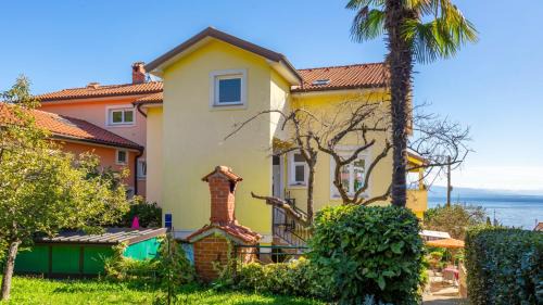 Ika Apartment | Apartman Mario by Villas Guide