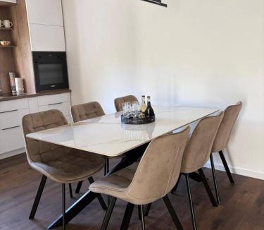 Slavonski Brod Apartment | Apartman Tomislav