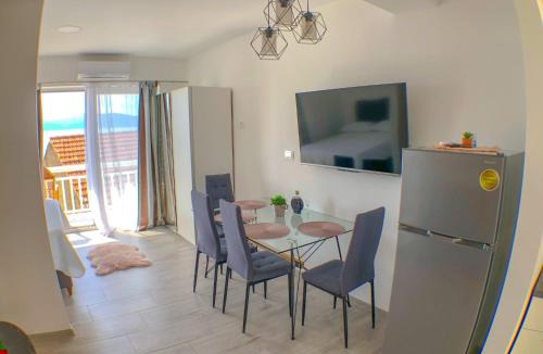 Gradac Apartment | Apartmani Doris