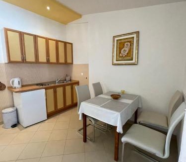 Baska Voda Apartment | Apartmani Kontić
