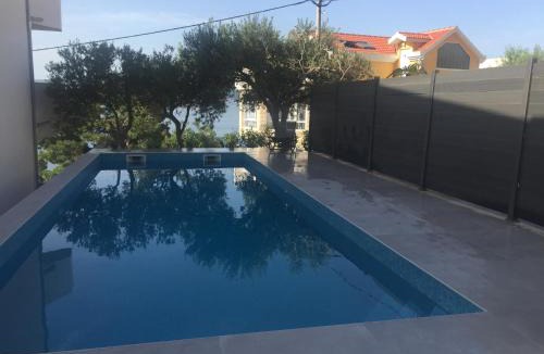 Ruskamen Apartment | Apartmani Milka i Jozo