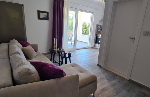 Ivan Dolac Apartment | Apartments Helena (34021-A5) - Ivan Dolac - island Hvar