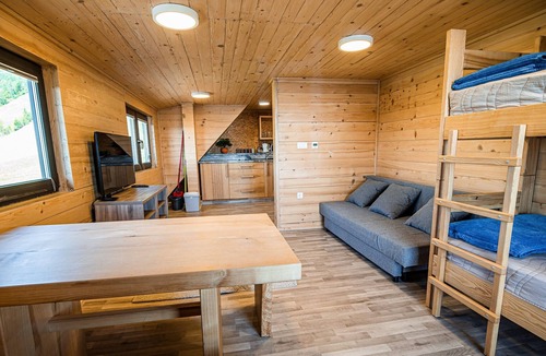 Ambroz pod Krvavcem Apartment | Apartment ZVOH with Mountain View on Krvavec