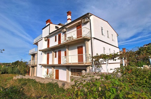 Pjescana Uvala Apartment | Apartment 750/1756 (Istria - Pjescana Uvala), 50m from the beach