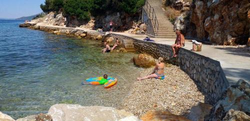 Podaca Apartment | Apartment and Rooms Danica