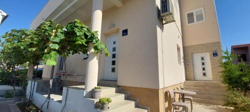 Bilice Apartment | Apartment Angela