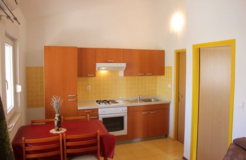 Posedarje Apartment | Apartment Ante - 50m from the sea: A2 zuti(2+2) - Posedarje, Zadar riviera, Croatia