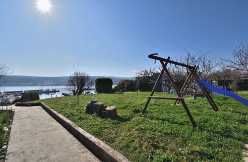 Cizici Apartment | Apartment By the sea