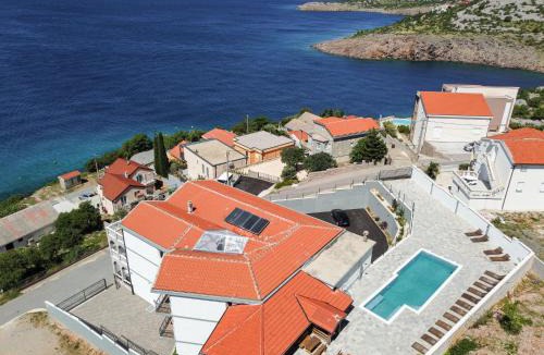Cesarica Apartment | Apartment Delfin-4 by Interhome