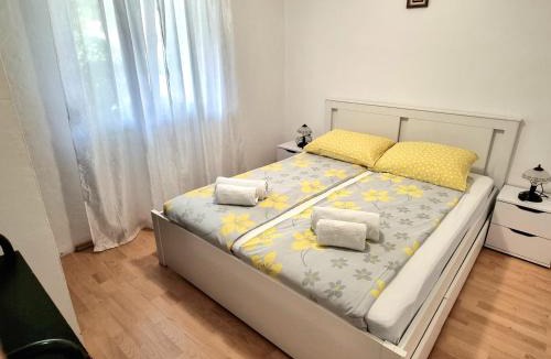 Skrbcici Apartment | Apartment Deni