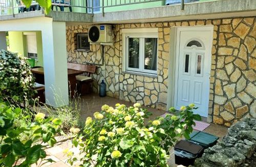 Skrbcici Apartment | Apartment Deni