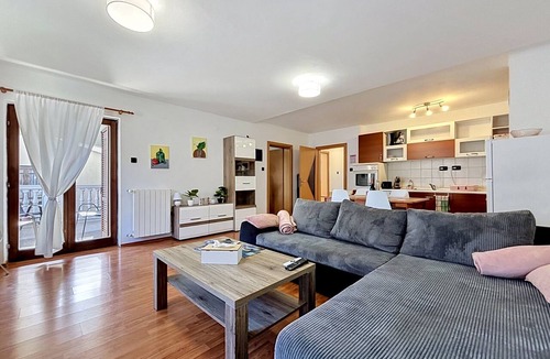 Pomer Apartment | Apartment Emma by Interhome