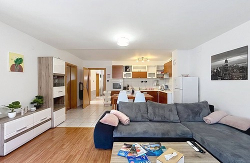 Pomer Apartment | Apartment Emma by Interhome