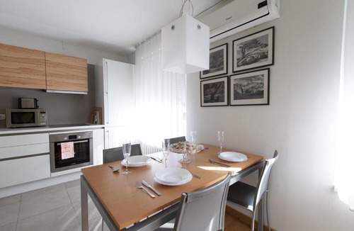 Bezigrad District Apartment | Apartment Eva Tour As Ljubljana