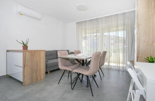 Podstrana Apartment | Apartment Exultet