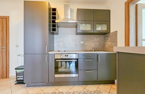 Crveni Vrh Apartment | Apartment für 3 Personen mit Meerblick by Interhome