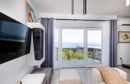 Sarsoni Apartment | Apartment First Mary