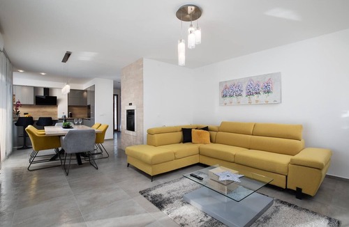 Sajini Apartment | Apartment for 6 persons approx. 92 qm in Barban, Istria (Bay of Raša)