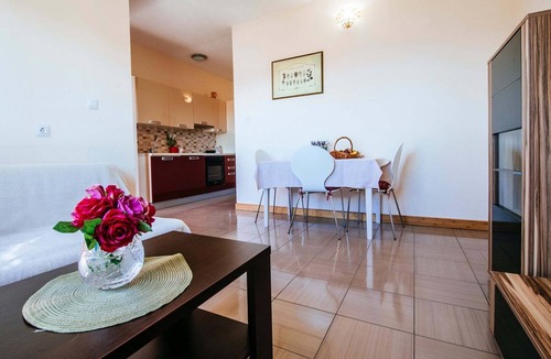 Starigrad Apartment | Apartment in Starigrad near Paklenica Park