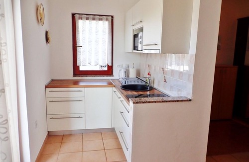 Starigrad Apartment | Apartment in Starigrad near Paklenica
