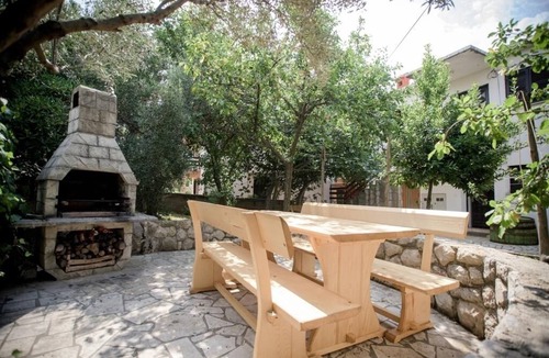 Cres Apartment | Apartment in Cres with Balcony, Air condition, WIFI, Washing machine (4249-3)