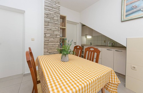 Drasnice Apartment | Apartment in Drašnice with Seaview, Terrace, Air condition, WIFI (4992-2)