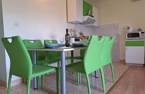Kastel Stafilic Apartment | Apartment in Kastel near the Sea