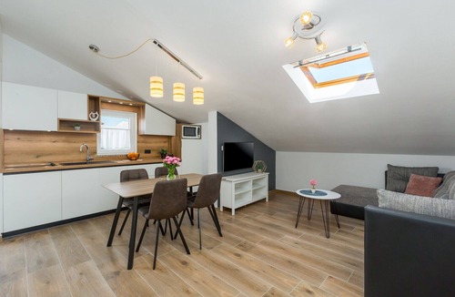 Spadici Apartment | Apartment in Poreč for 4 - only 500 m from the sea