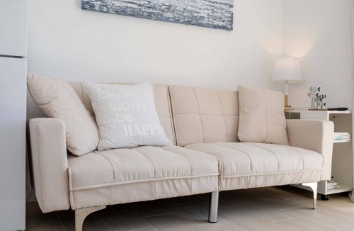 Supetarska Draga Apartment | Apartment in Supetarska Draga with Seaview, Balcony, Air condition, WIFI (4551-4)