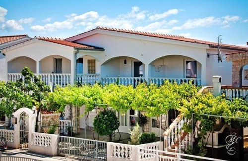 Vir Apartment | Apartment in Vir with balcony or terrace